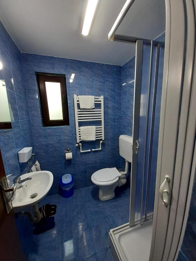 Casa Haiducilor Hotel Predeal Buitenkant foto