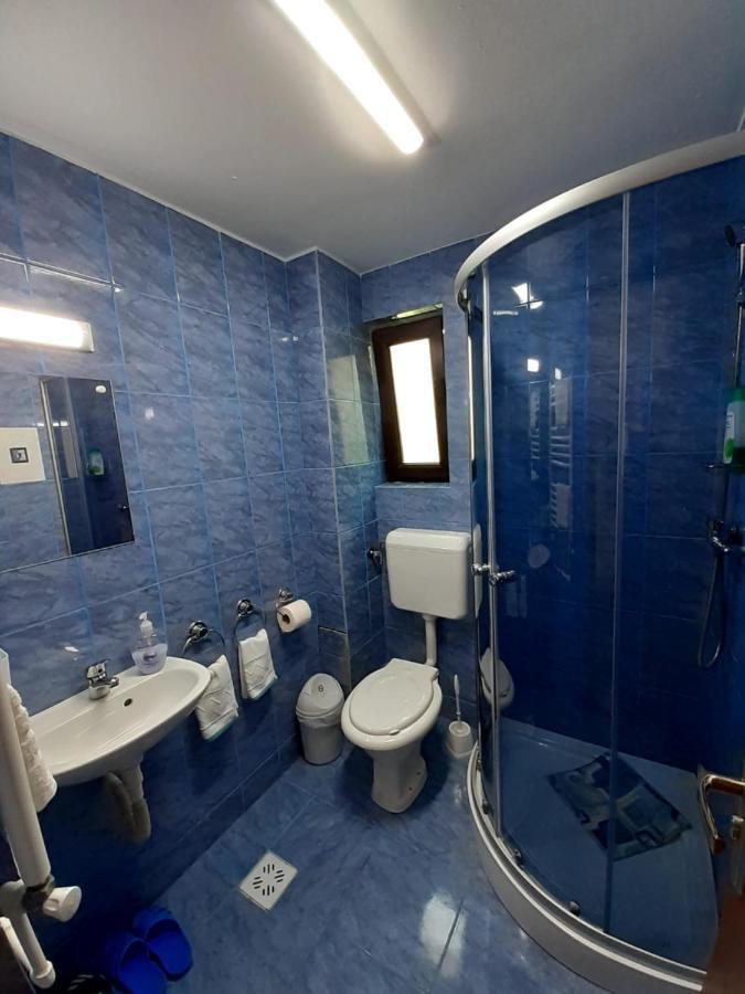 Casa Haiducilor Hotel Predeal Buitenkant foto