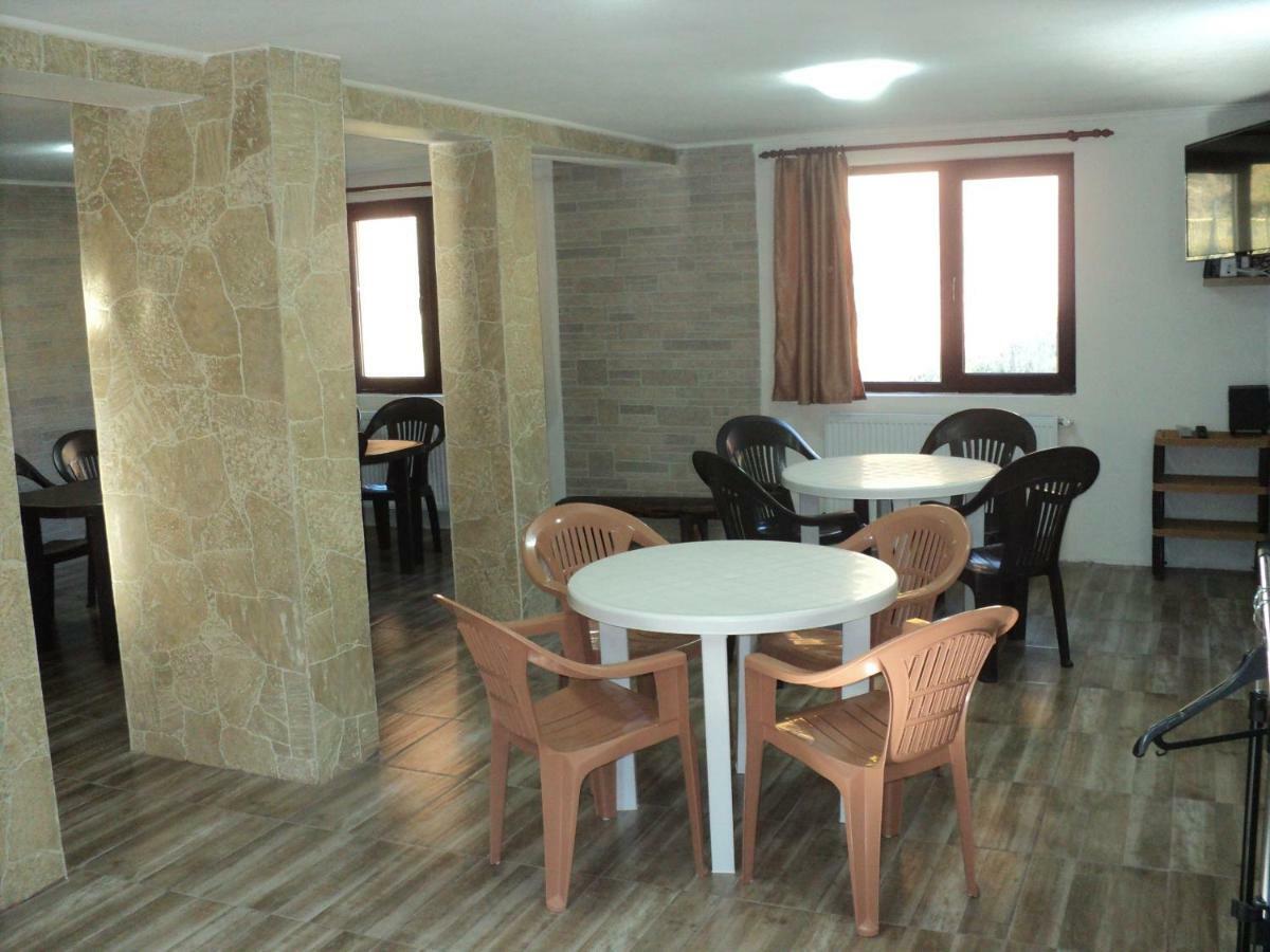 Casa Haiducilor Hotel Predeal Buitenkant foto